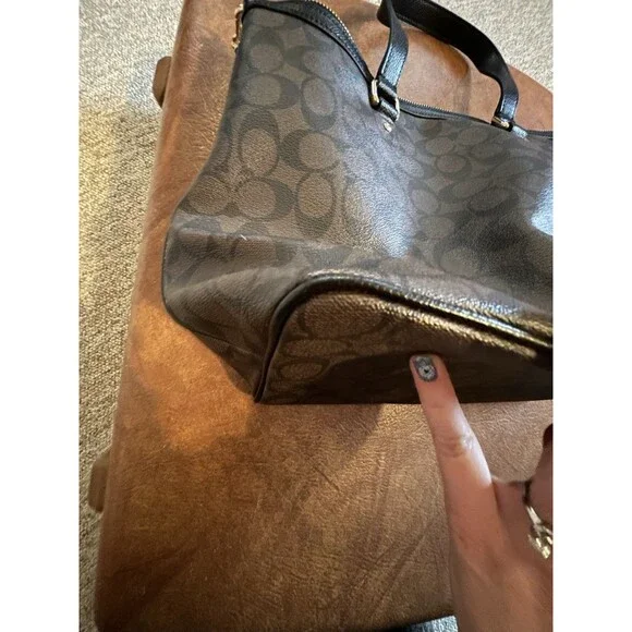 COACH SIGNATURE PLEATED TOTE BAG W/TAG Peyton